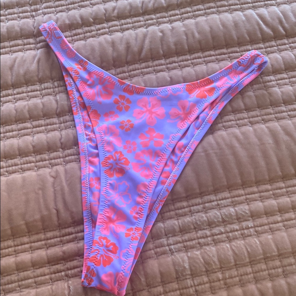 Kulani Kinis Cherry Berry Bikini Bottom NWOT